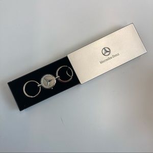 Mercedes-Benz NIB Dual Ring Logo Keychain